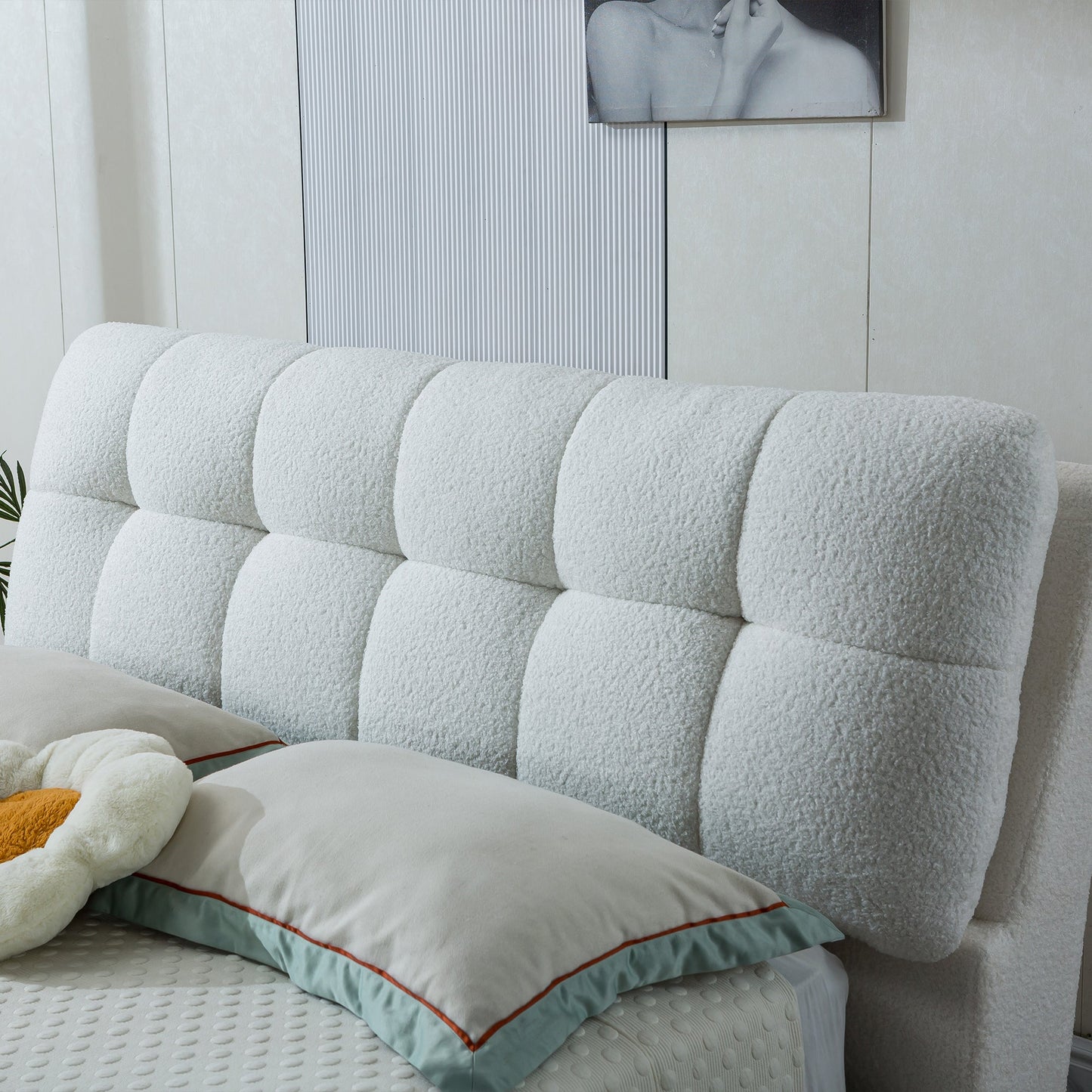 Elegant bed in white teddy velvet and lights