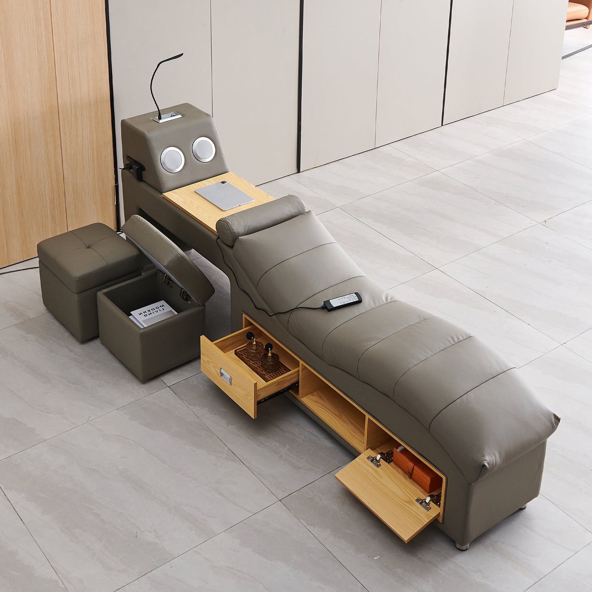 L9016 KING BED/QUEEN BED