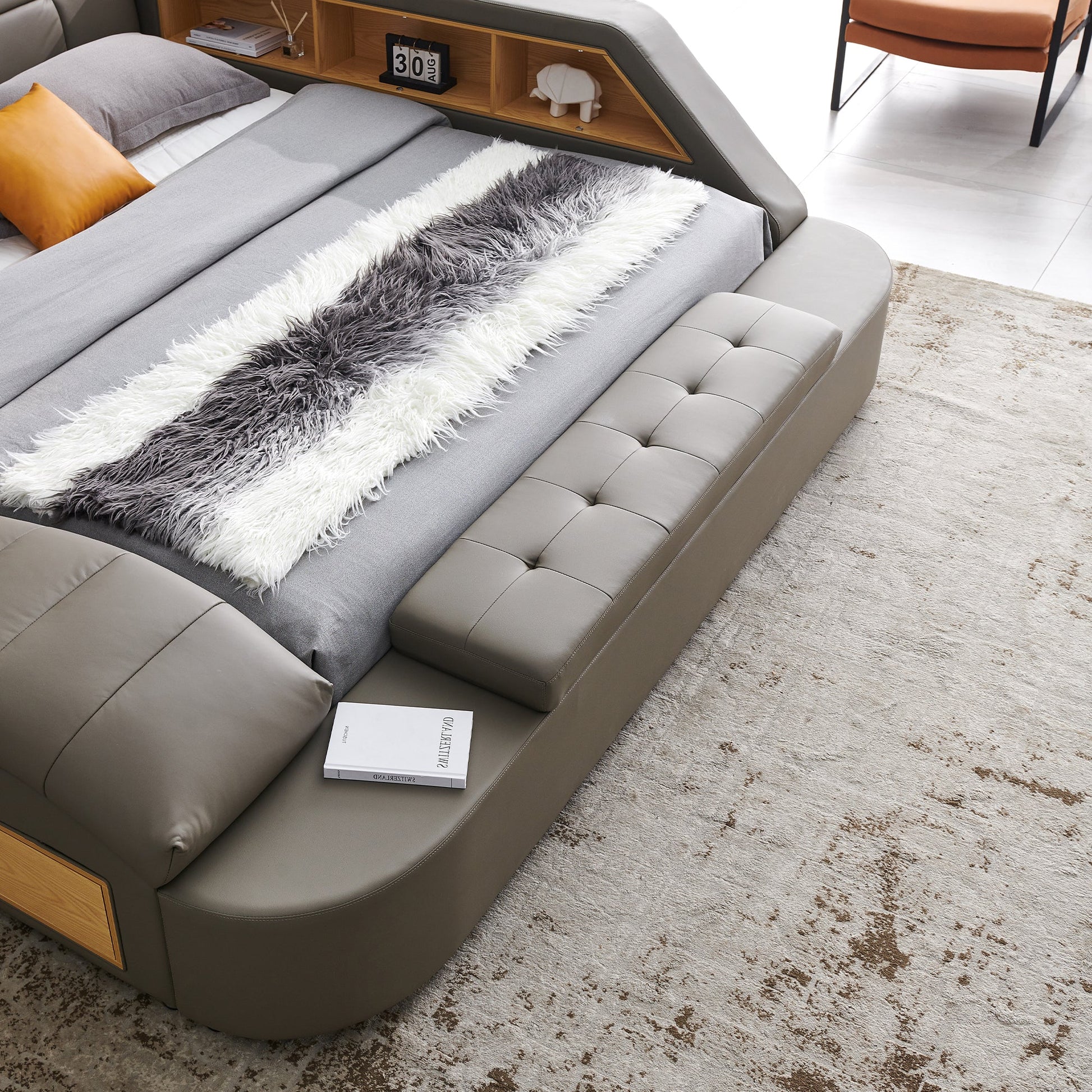 L9016 KING BED/QUEEN BED